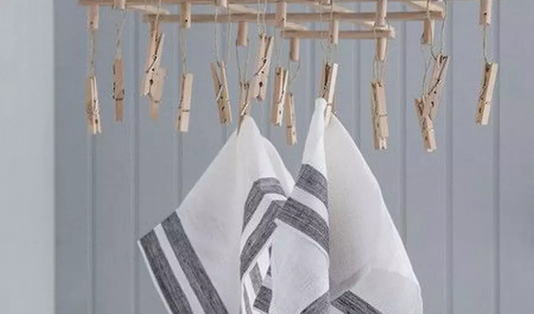Small fabric hanger