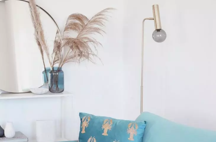 Blue gives the interior a nautical charm