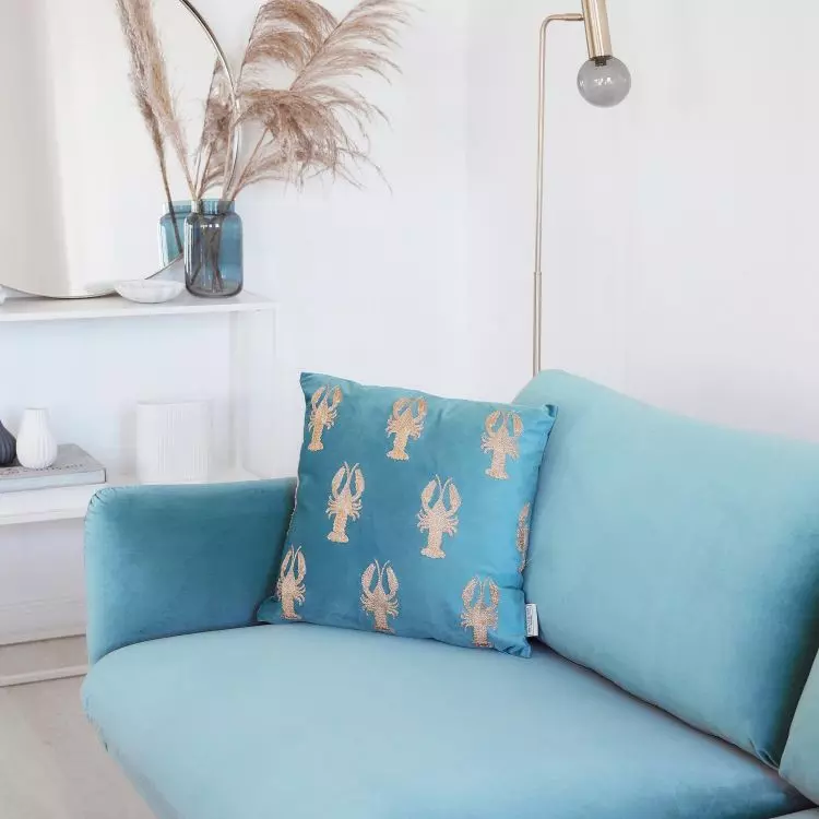 Blue gives the interior a nautical charm