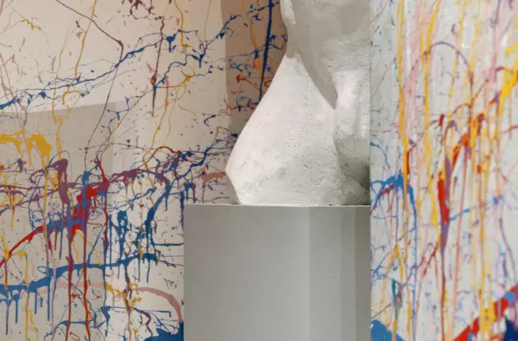 interior detail with sculpture