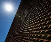 Clear glass and corten steel