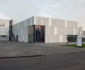 Przeciwsłoneczne panele z siatki cięto-ciągnionej