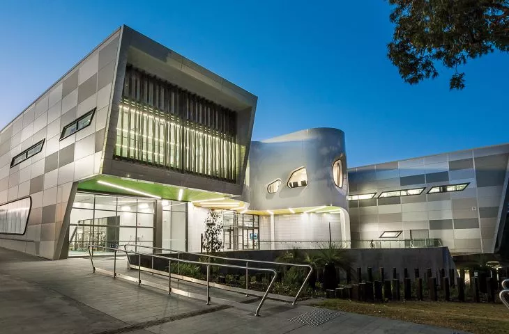 Wais Sport Center, Australia