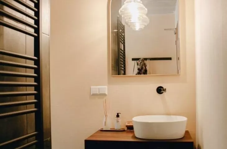 Hotel w nadmorskim stylu urządzony przez HKliving