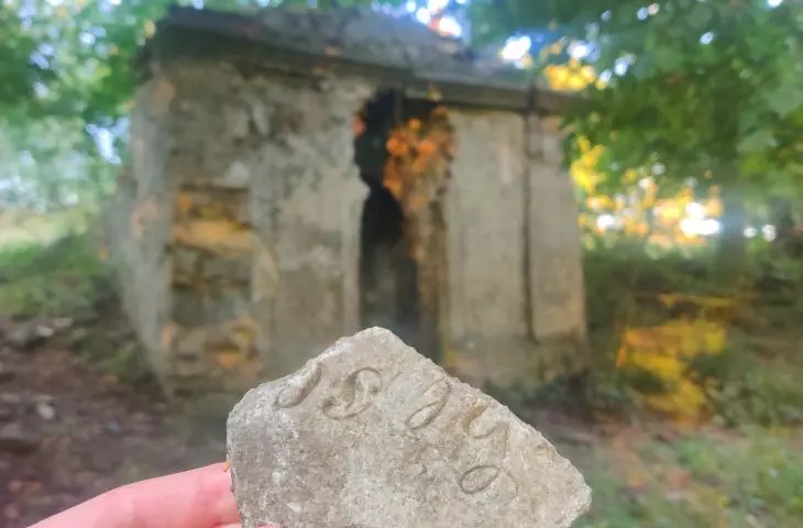 Devastated cemetery chapel in Miedzianka