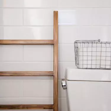 Ladder supported in the interior