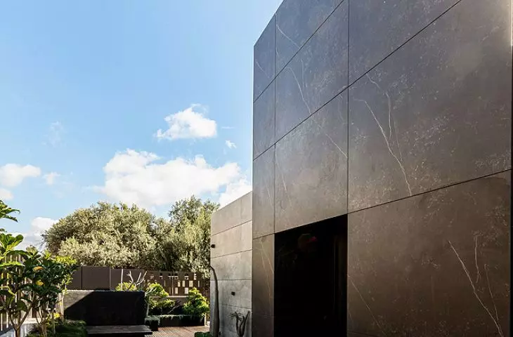 Dekton sintered facades