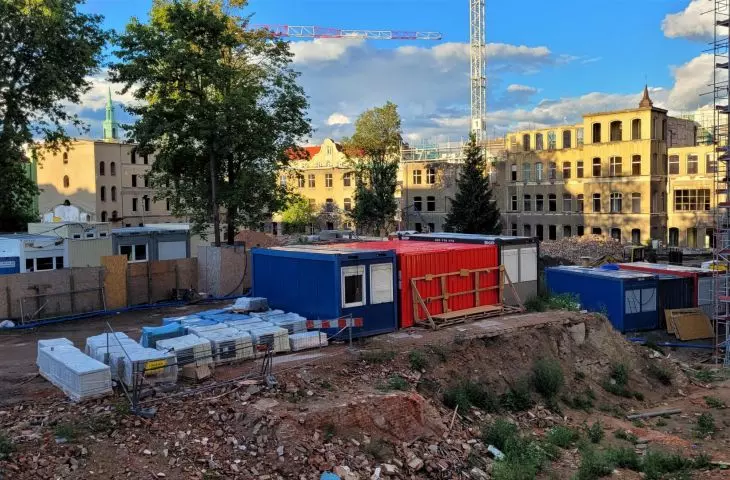 Redevelopment of former hospital on School Street into senior care center 