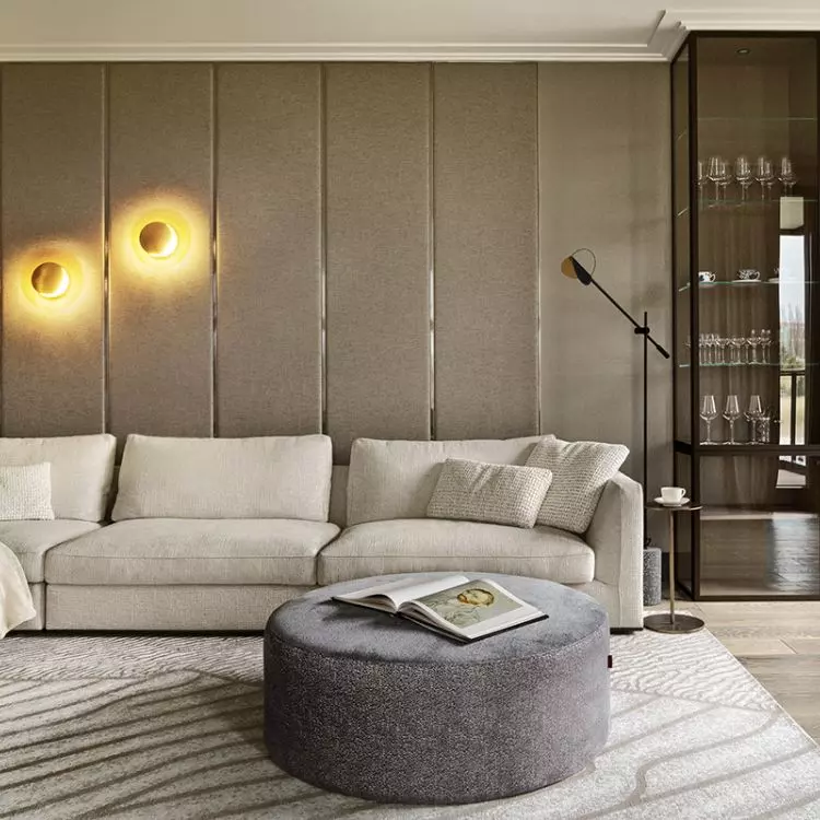 An apartment inspired by the sea