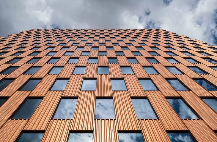 Trapezoidal sheet metal facade, office building Gdansk WAVE SKANSKA