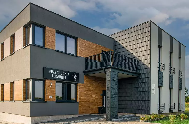 REGLE panels, medical clinic in Czyzewo