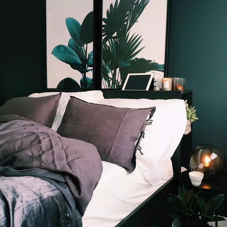 Bedroom arrangement
