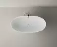 The bathtub has an integrated klick-clack drainage system, also made of Mineral Composite material