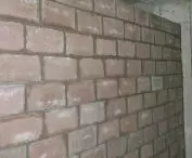 Szczelne murowanie