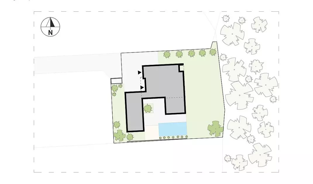 Open Atrium House Located In Ruda l ska