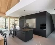The interior splits the box