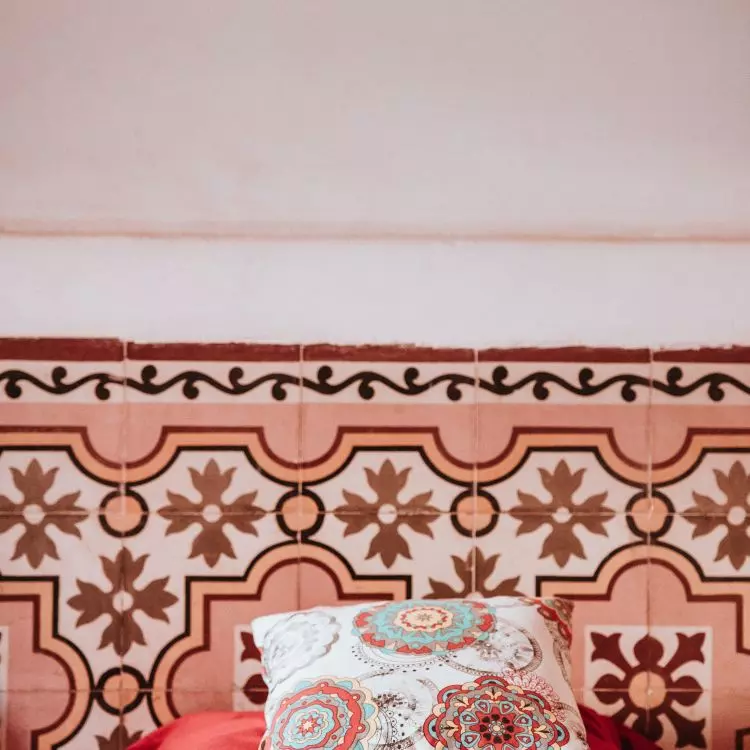 A characteristic element of the Moroccan style is the mosaic