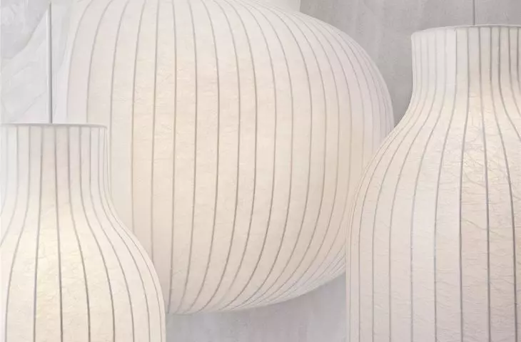 Strand lamps