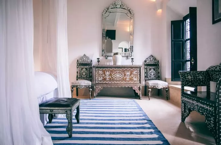 Folk style in the interior