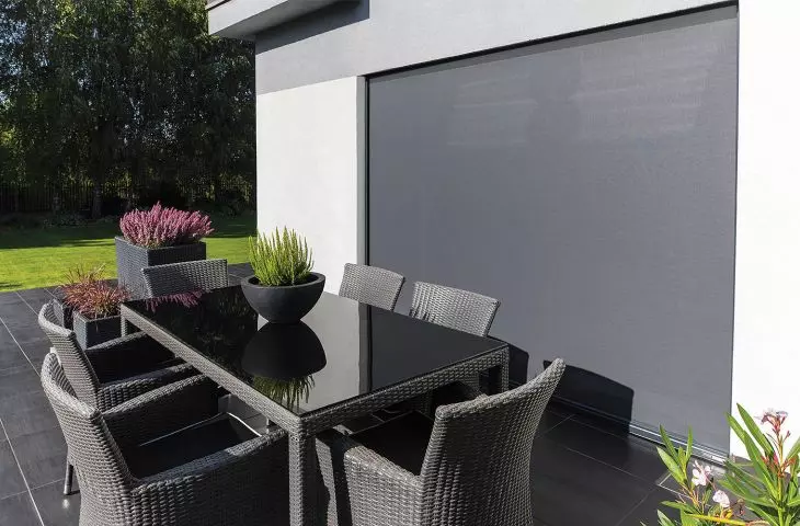 Concealed awning 