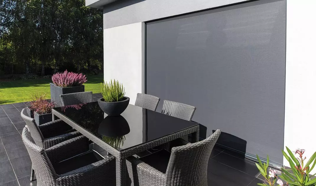Concealed awning 