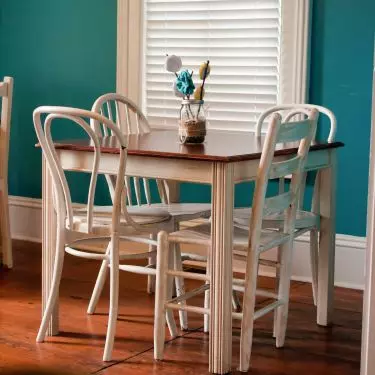 Chair No. 14 designed by Michael Thonet