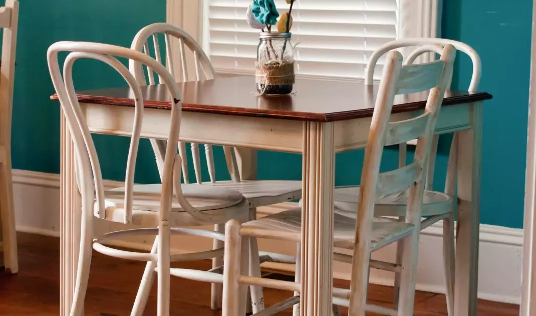 Chair No. 14 designed by Michael Thonet