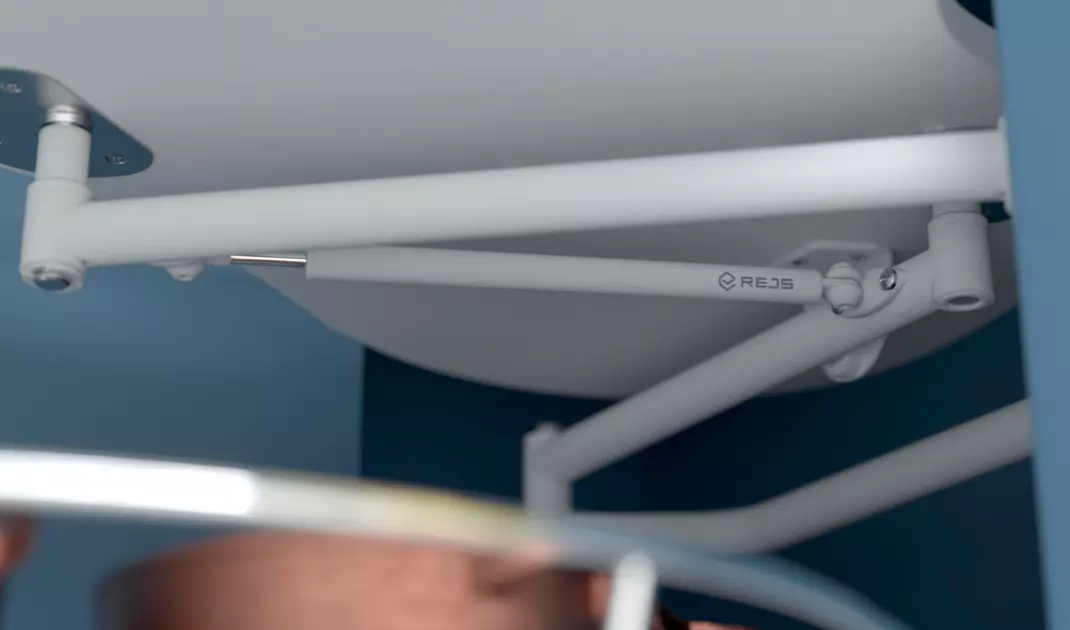 Heavy-duty slides that allow each shelf to carry a load of up to 15 kg