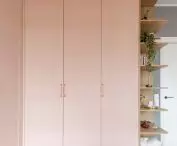 Garderoba cała w różu