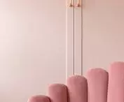 Detal aksamitnego fotela 