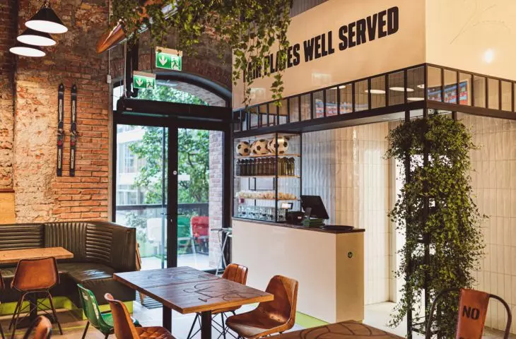 wejście do restauracji Roberta Lewandowskiego