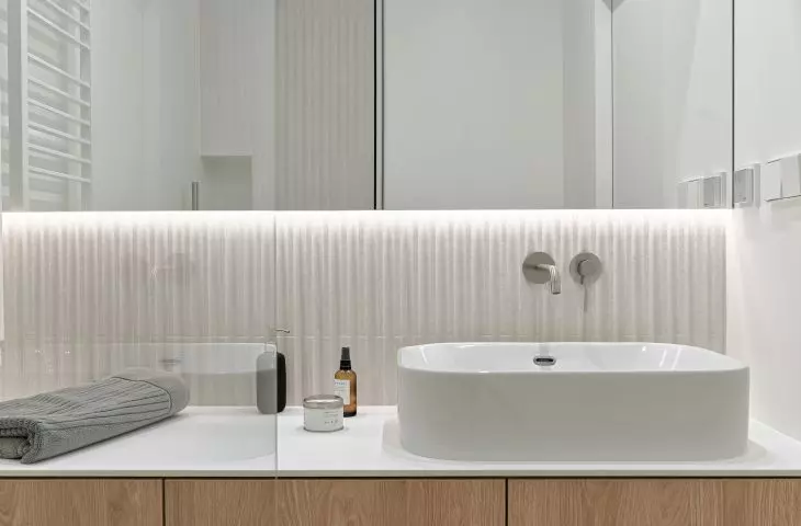 Minimalist bathroom
