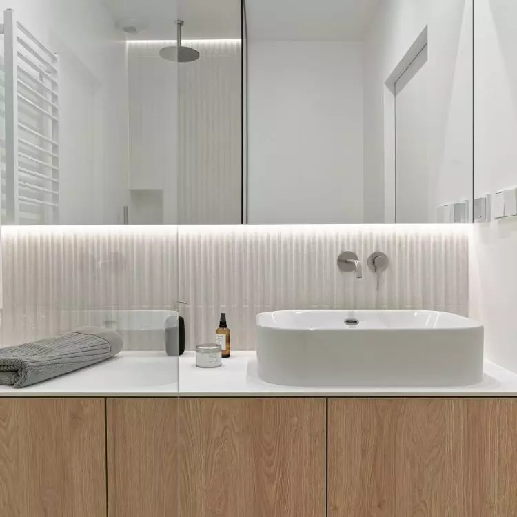 Minimalist bathroom