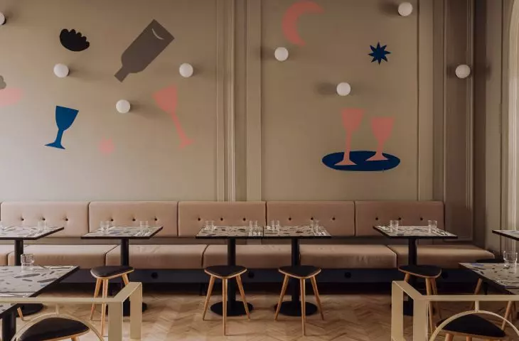strong colors balance more subtle, light shades on walls and floors