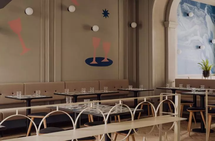 in the interior, the designers tried to combine classical and entertainment motifs