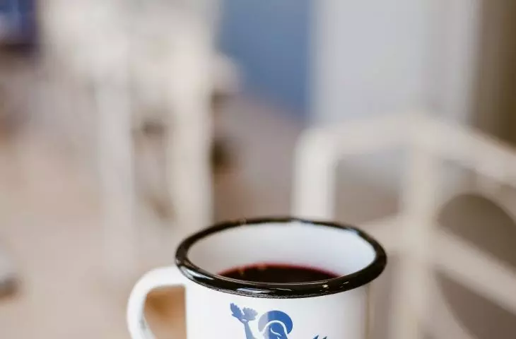 logo on mug