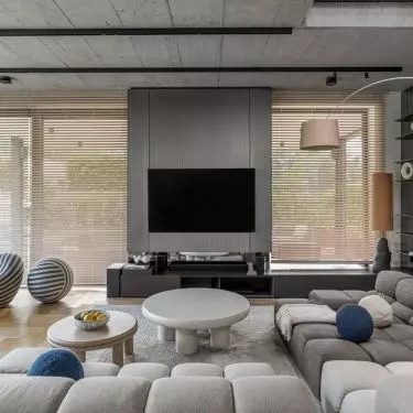 In the living room there is an armchair that lived to see a role in a James Bond movie