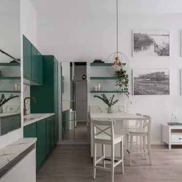 Emerald and gold - kitchen