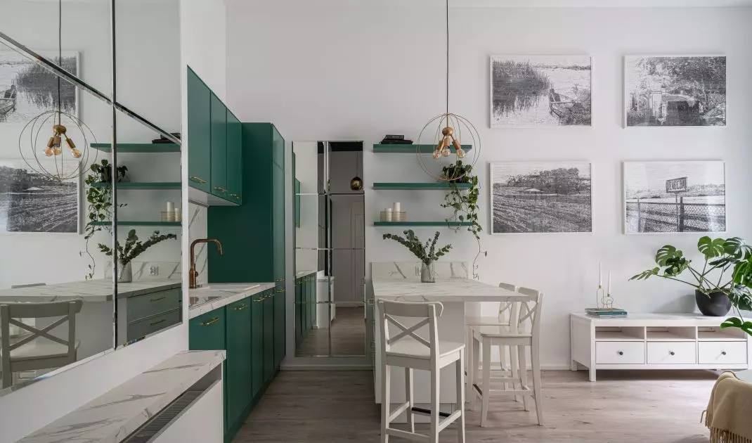 Emerald and gold - kitchen