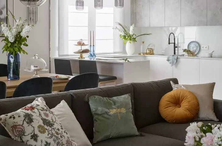 Living room, dining room and kitchen