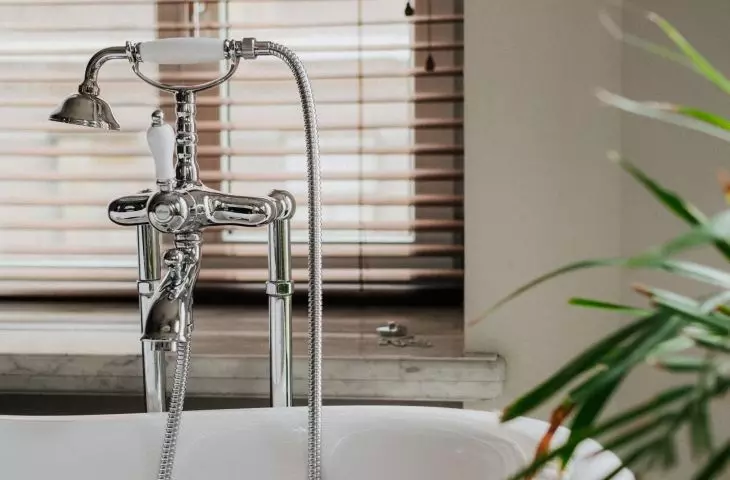 Bathroom faucet