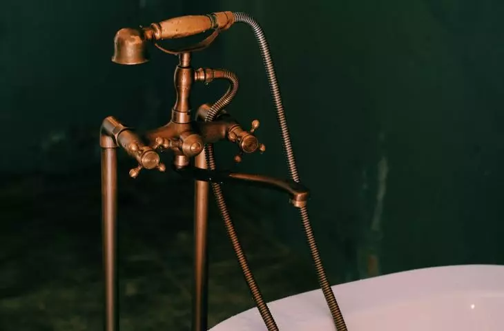 Bathroom faucet