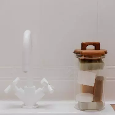 Bathroom faucet