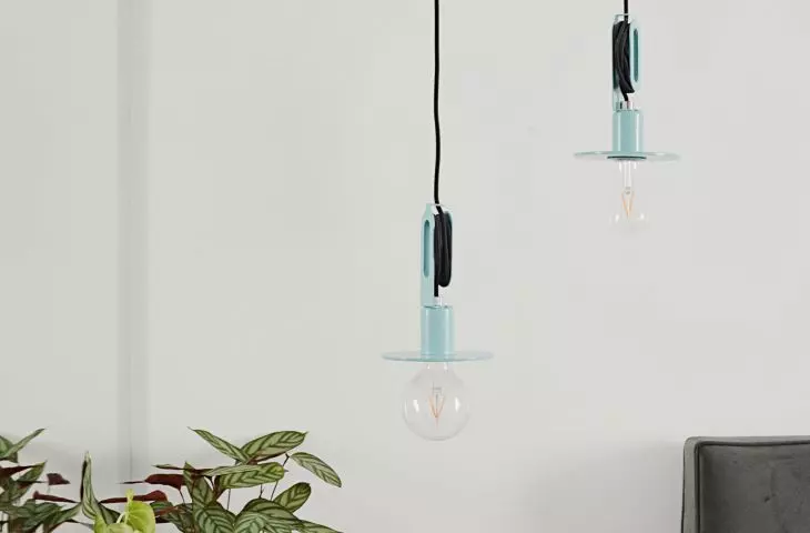 designerskie lampy w sypialani