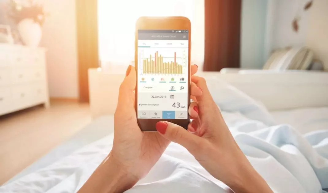 The heat pump can be controlled via a mobile app 