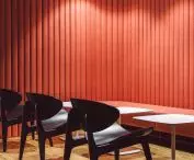 The meeting place is properly soundproofed
