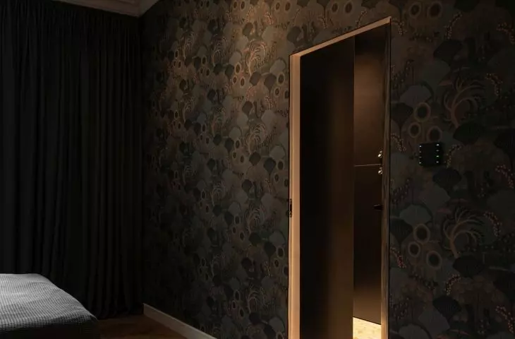 decorative wallpaper in the bedroom
