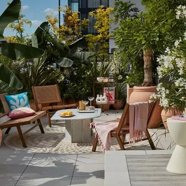 Plants blend perfectly with architectural elements