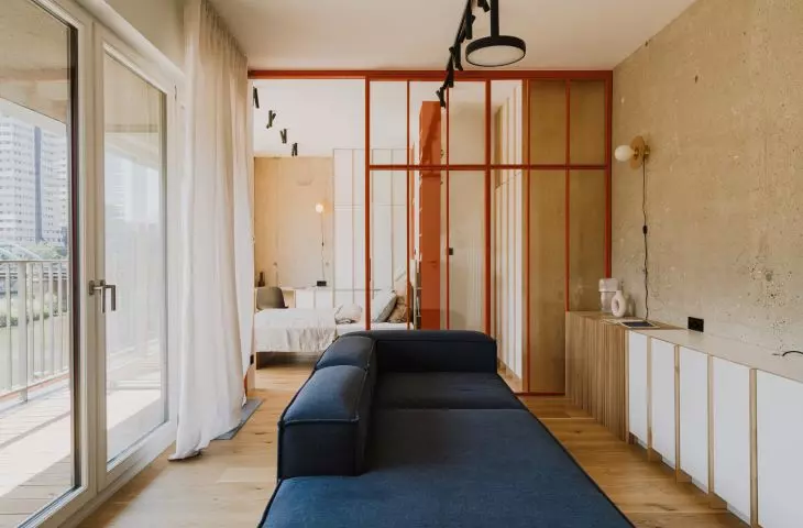 the apartment is located on the Odra River in Wroclaw