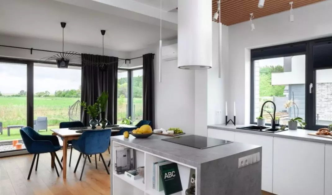 In the kitchen, as in the rest of the room, you can clearly feel the inspiration of nature